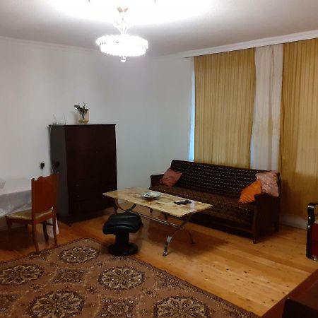 Orion Kutaisi Apartamento Exterior foto